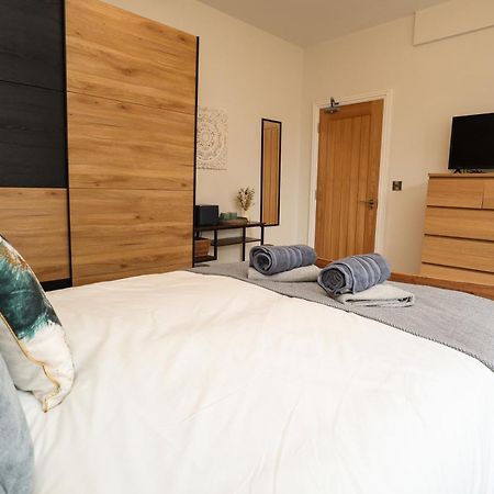 Aqua Nest Eastbourne - En-Suite, Free Parking, Kitchen Экстерьер фото