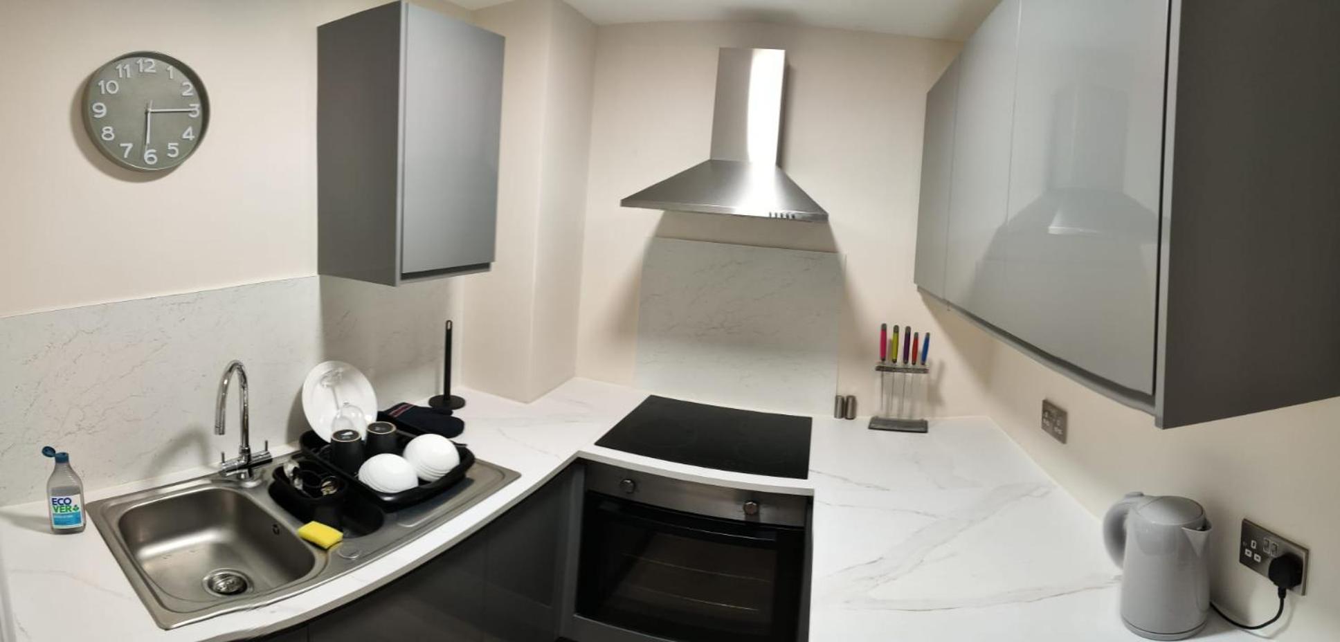 Aqua Nest Eastbourne - En-Suite, Free Parking, Kitchen Экстерьер фото