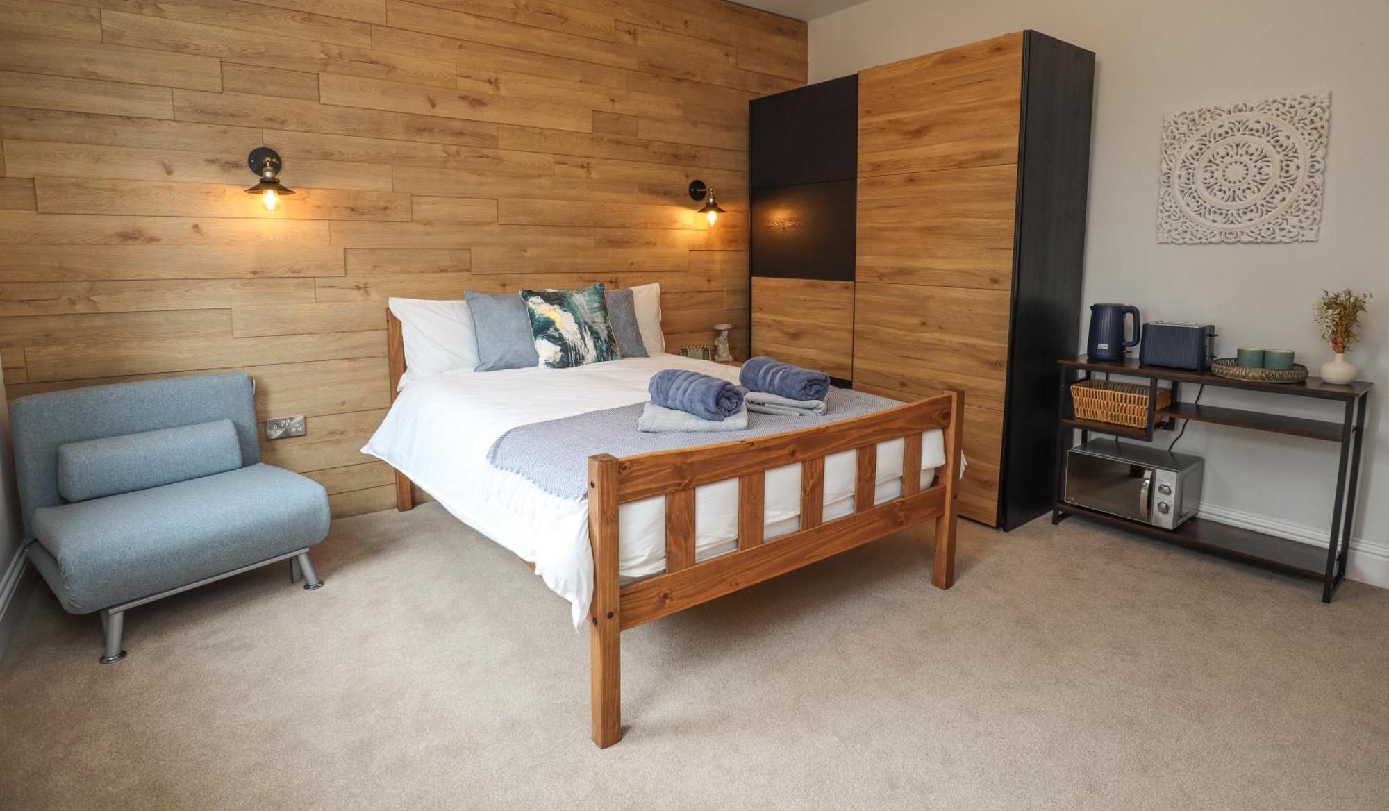 Aqua Nest Eastbourne - En-Suite, Free Parking, Kitchen Экстерьер фото